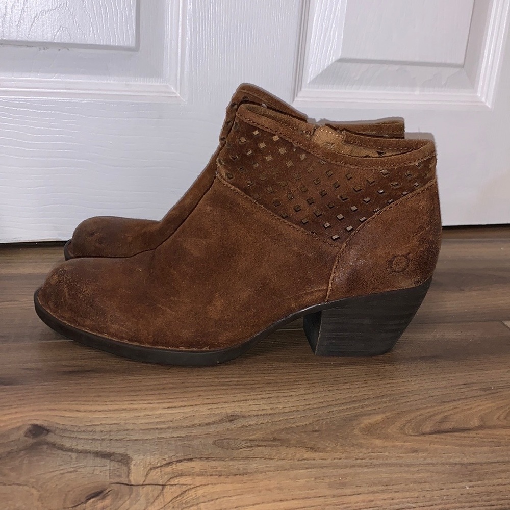 Born ankle boots